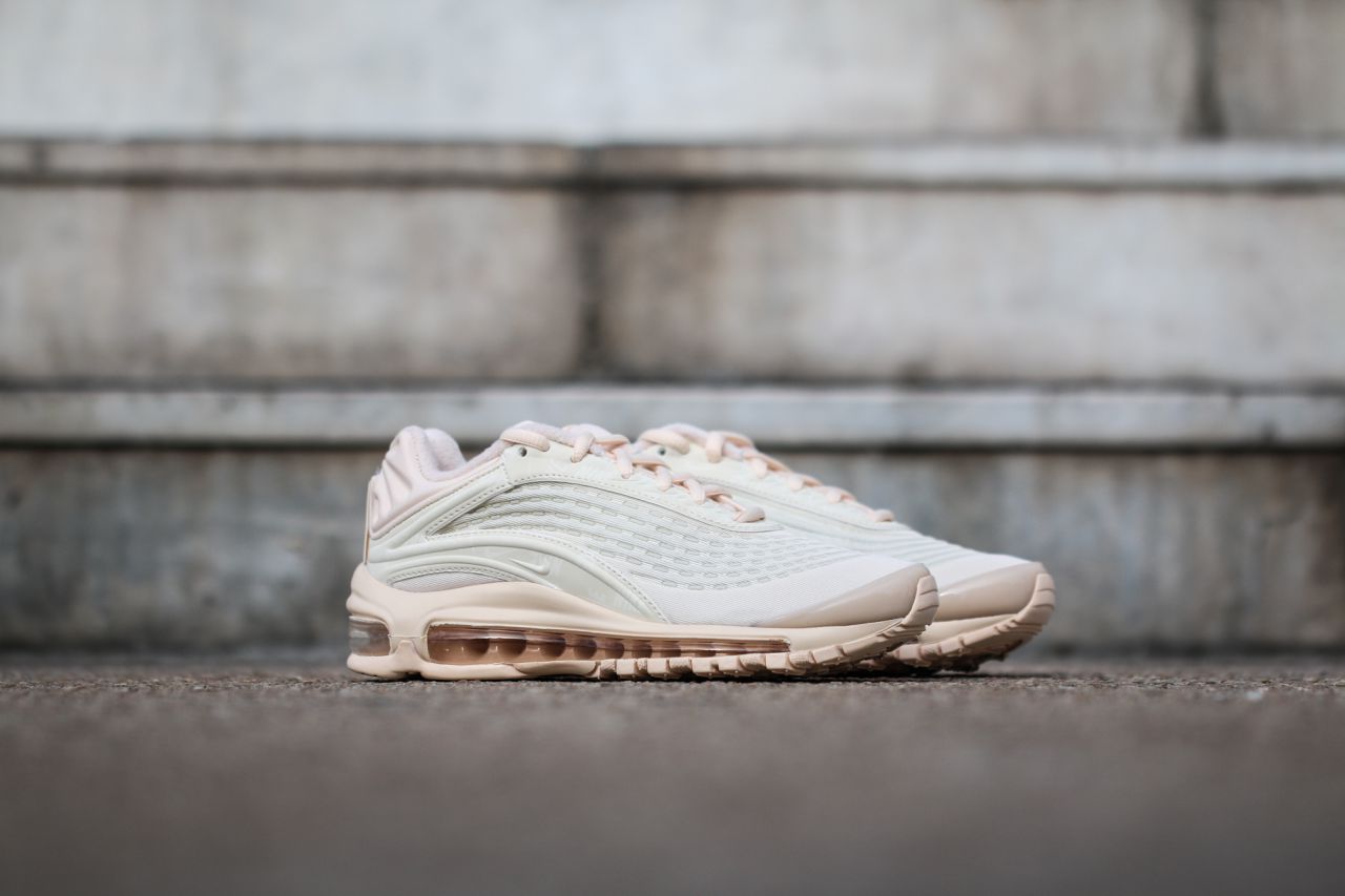 AIR MAX DELUXE SE Nike Sneakerium