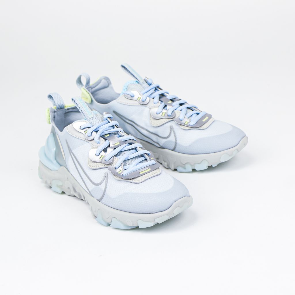 sneakers nsw react vision