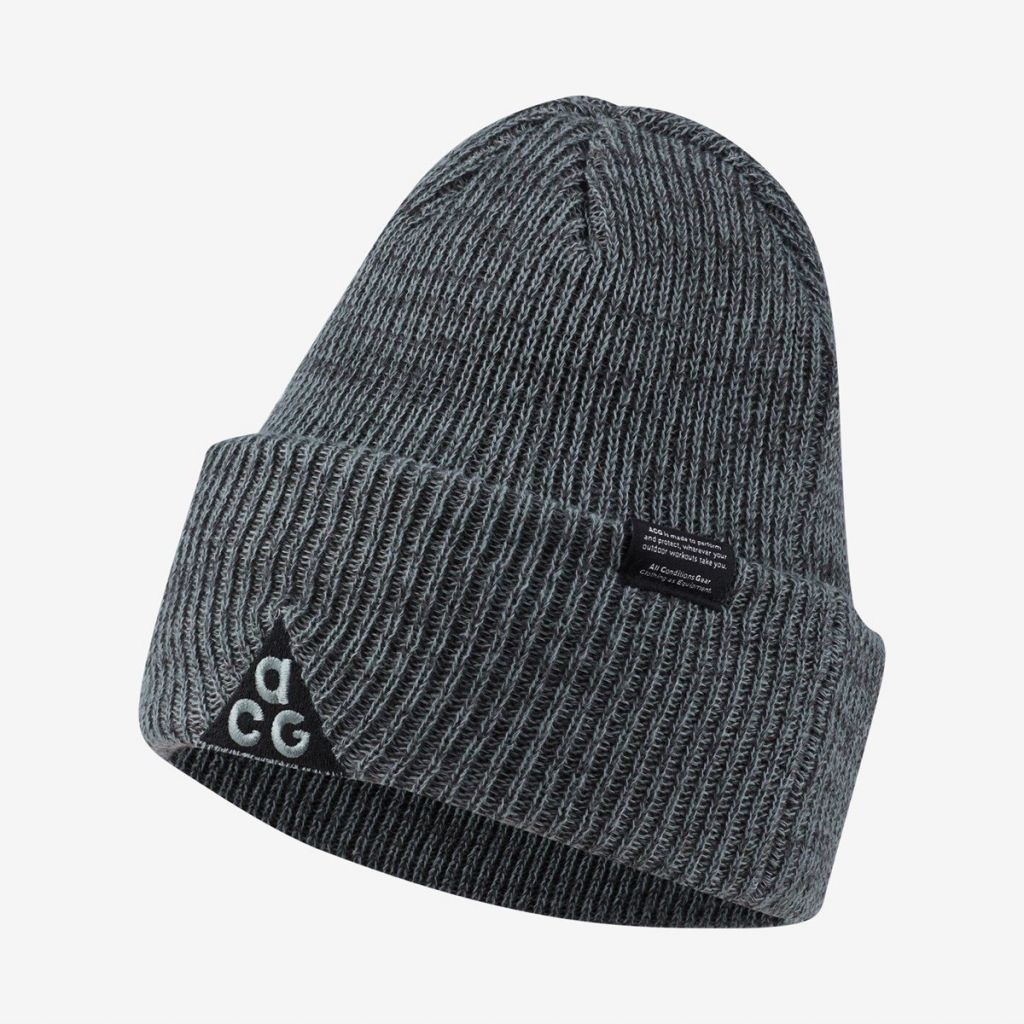 Nike acg beanie top