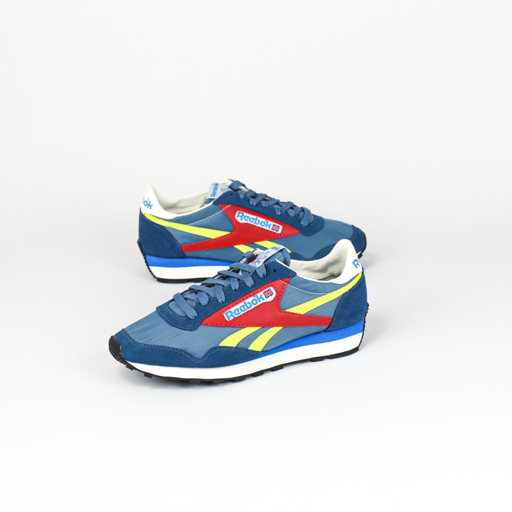 reebok az 2