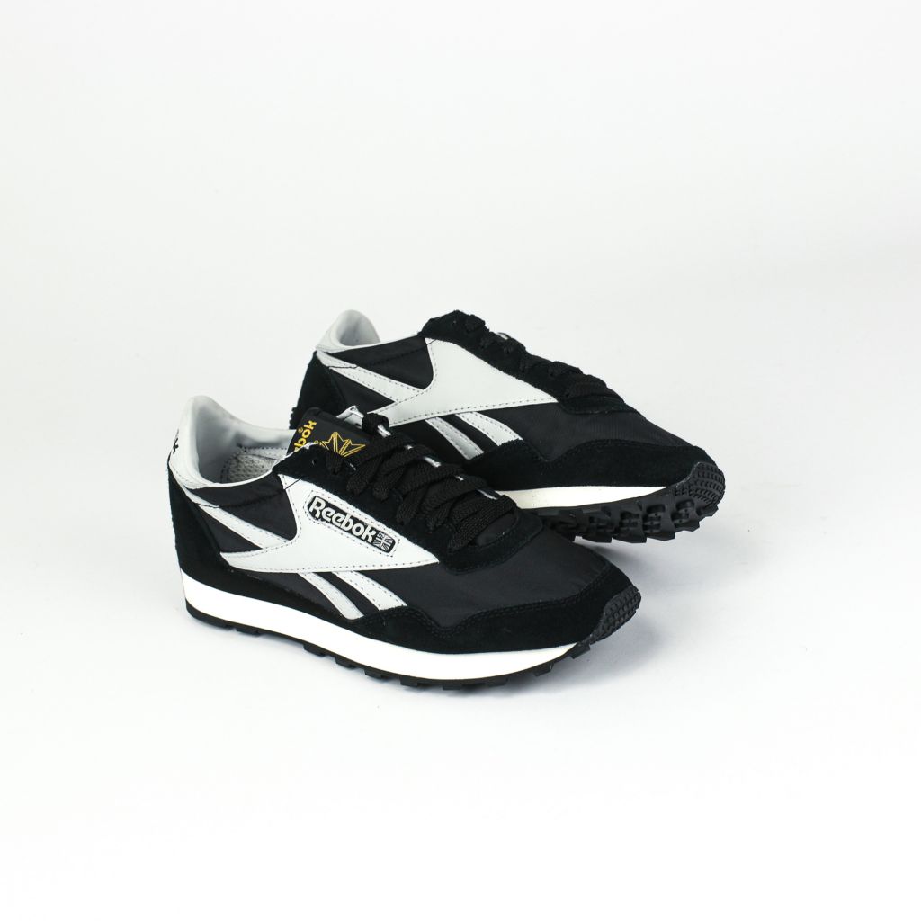reebok az 2