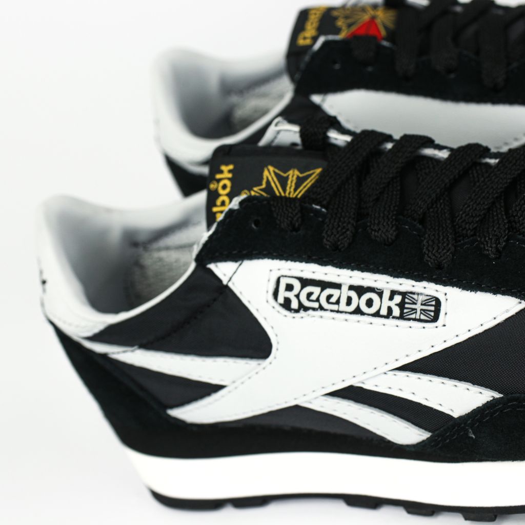 reebok az 2