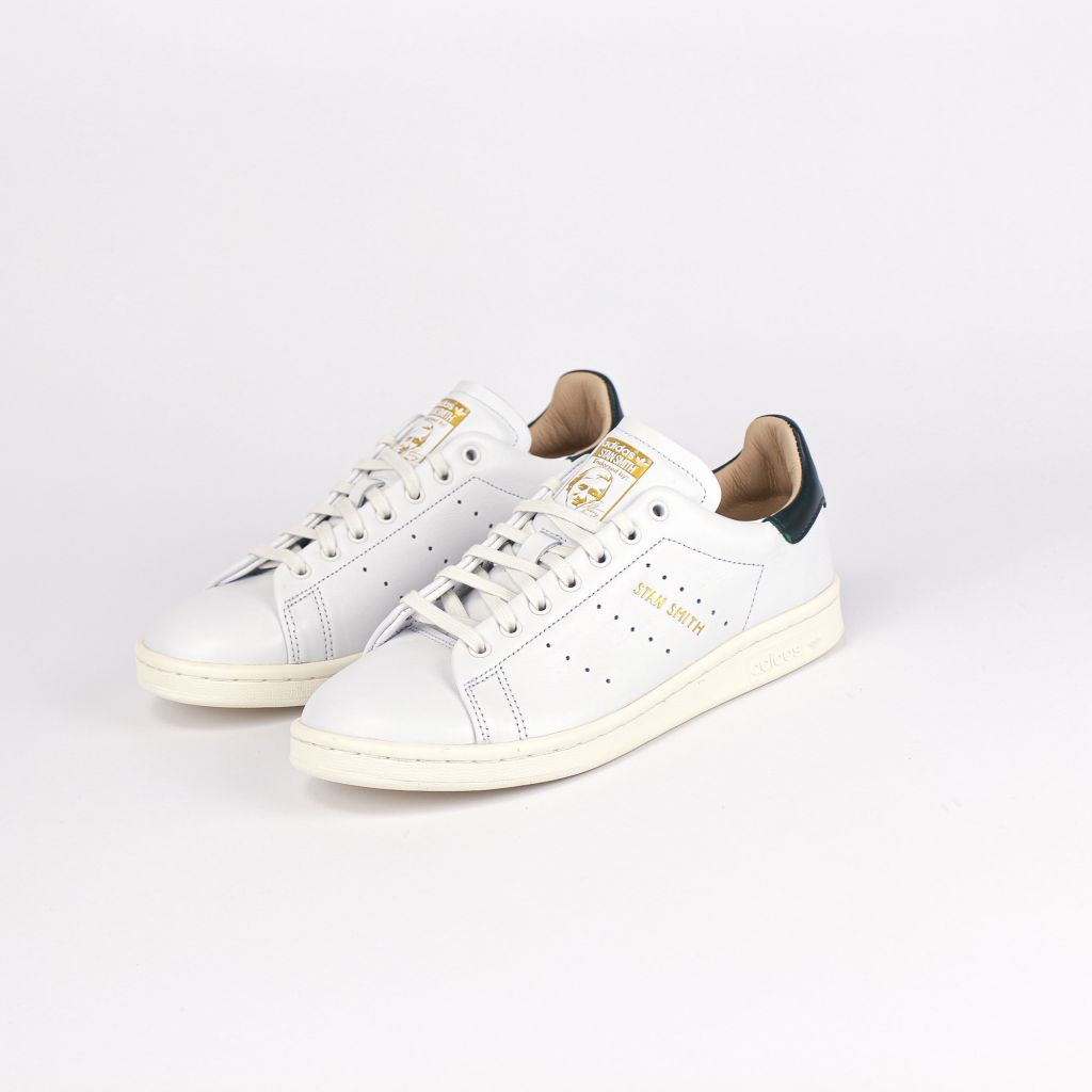 STAN SMITH LUX OFF WHITE CREAM WHITE PANTONE Adidas Sneakerium